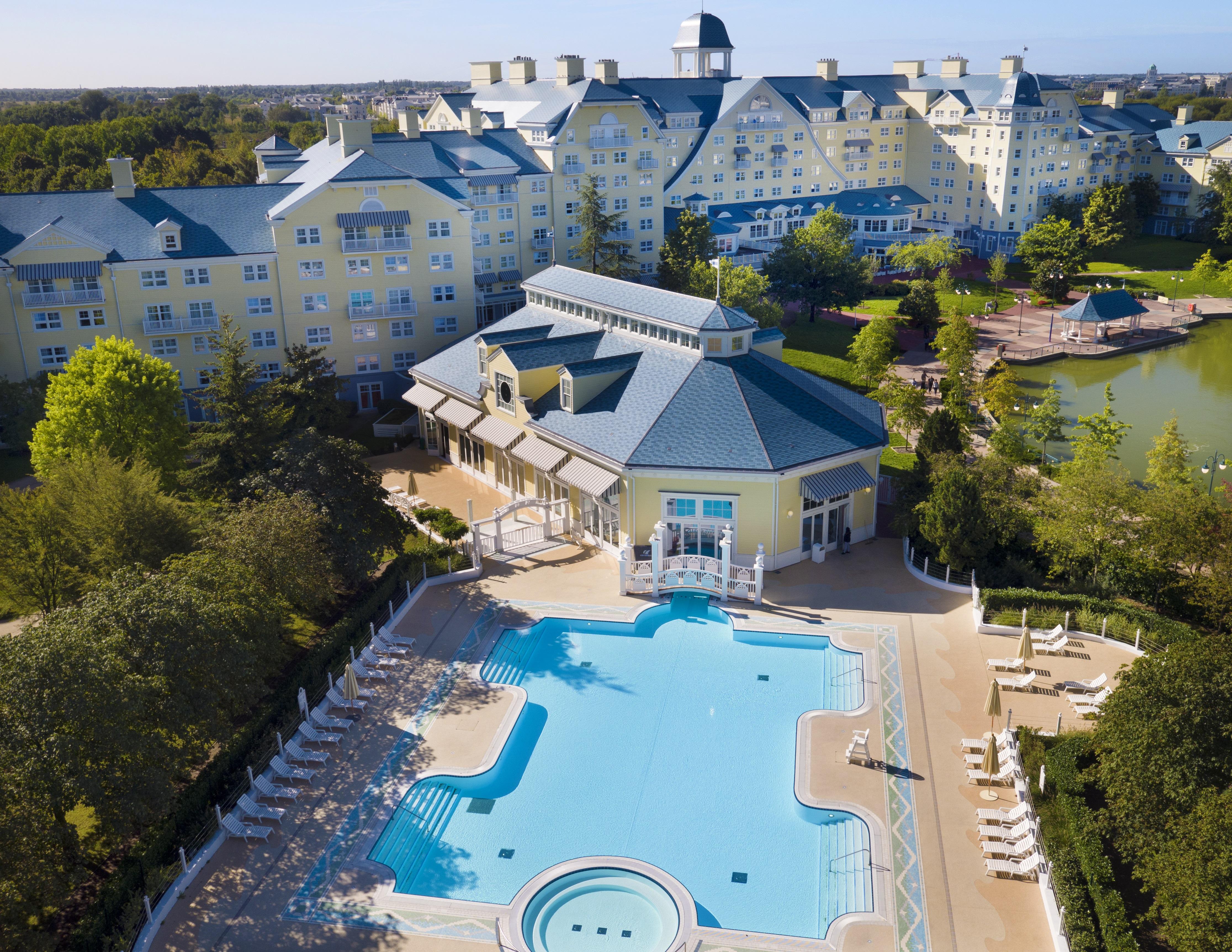 Disney Newport Bay Club Chessy  Exterior photo