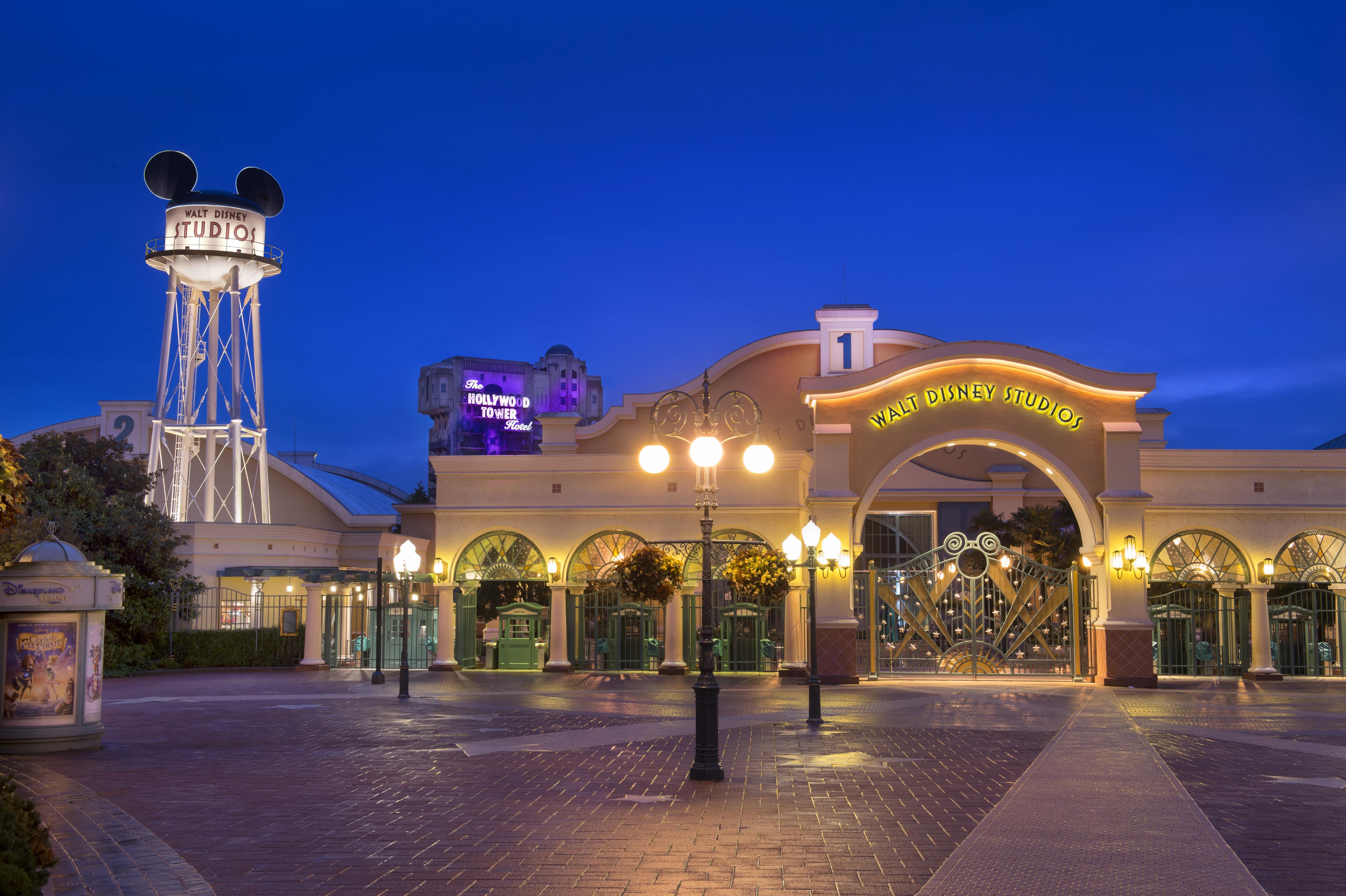 Disney Newport Bay Club Chessy  Exterior photo